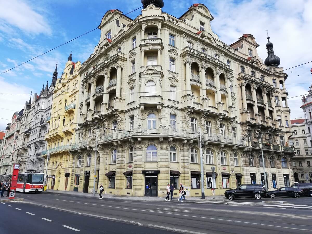 Prag Šetnja Pored Reke Blog za Putovanja