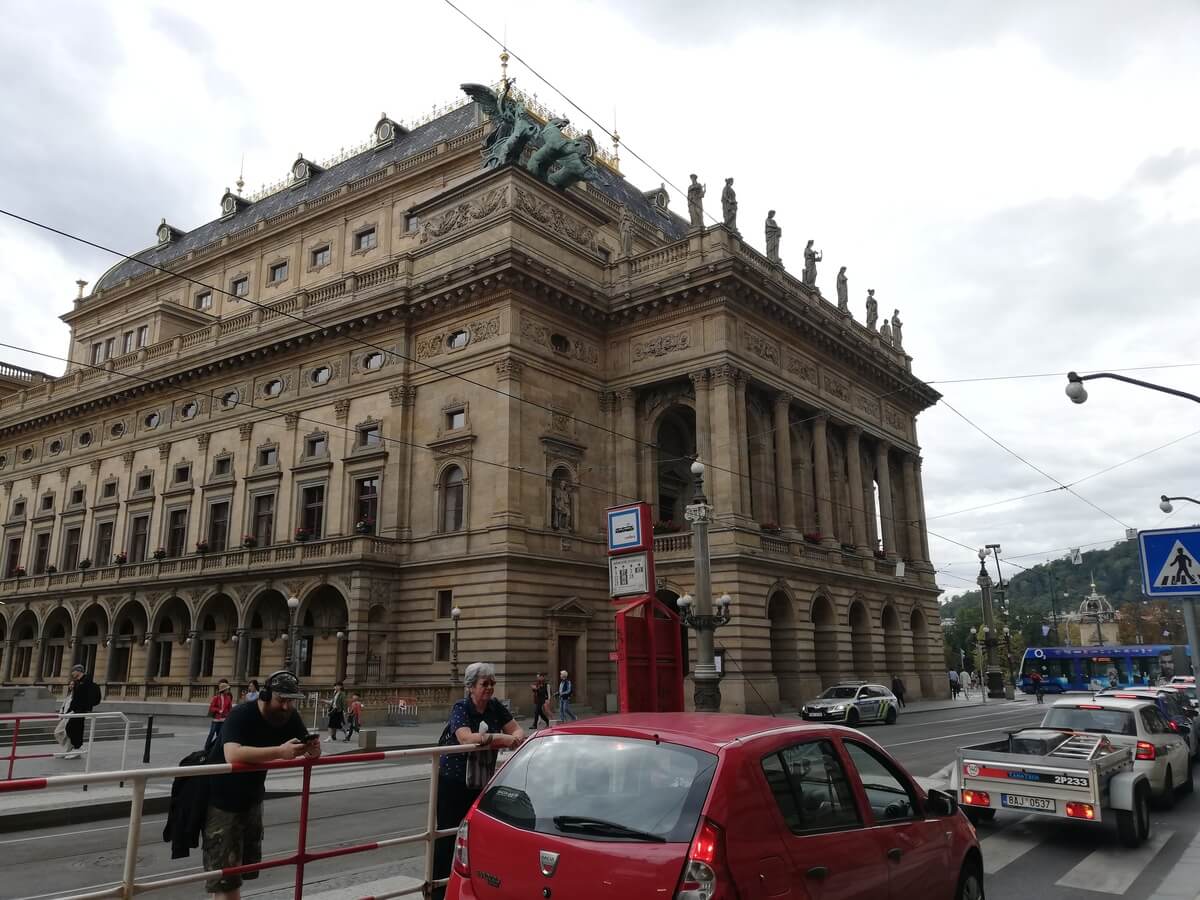 Prag Šetnja Pored Reke Blog za Putovanja