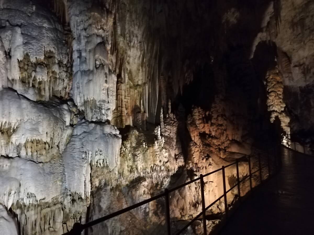 Slovenija Postojna Blog za putovanja