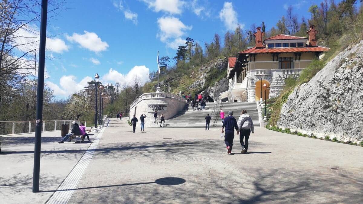 Slovenija Postojna Blog za putovanja