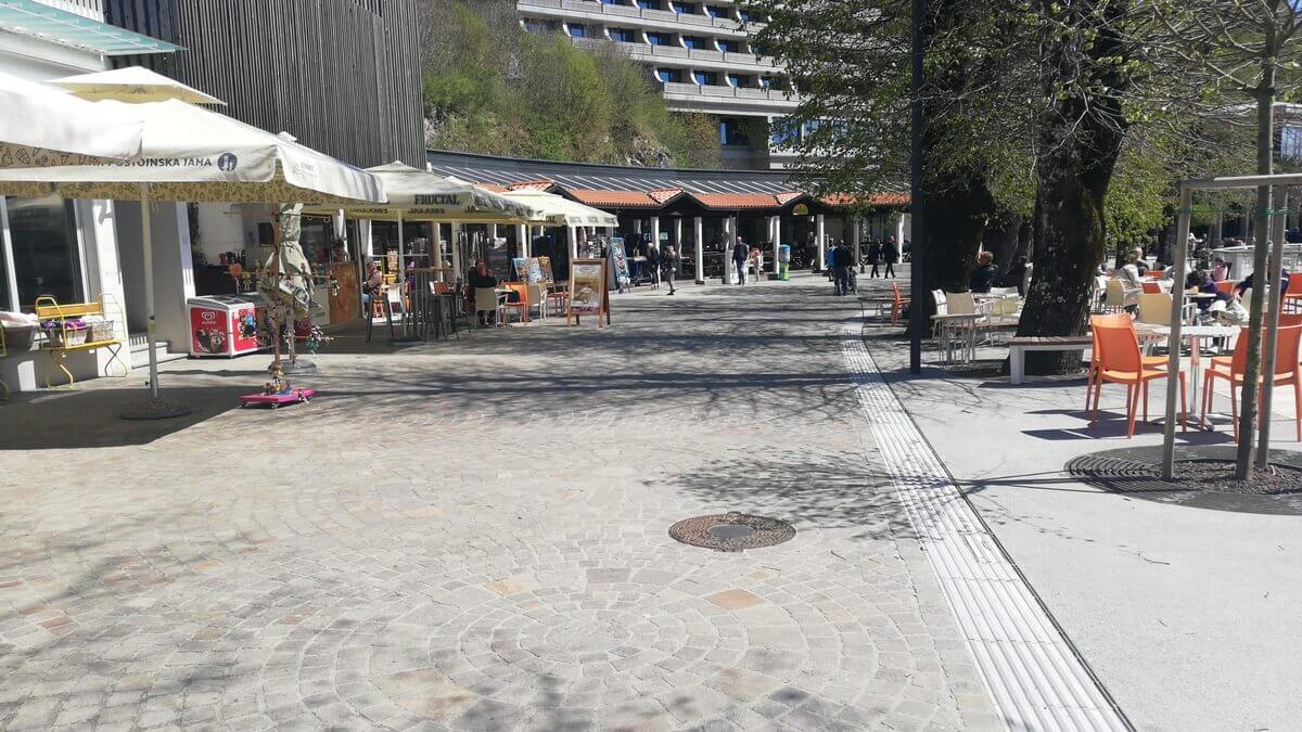 Slovenija Postojna Blog za putovanja