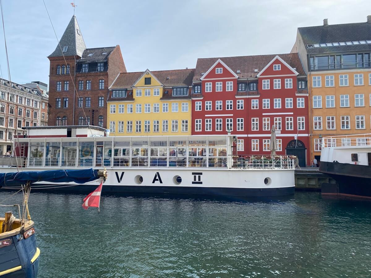 Nyhaven Kopenhagen Travel Blog