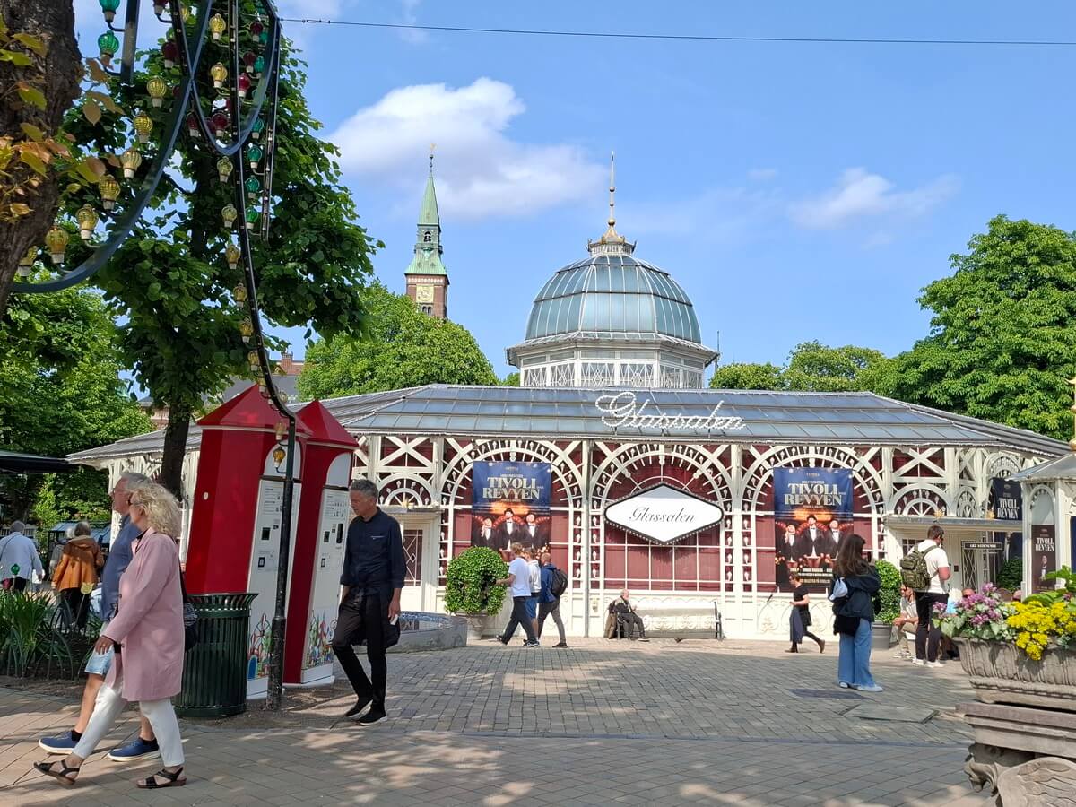 Kopenhagen Tivoli Travel Blog